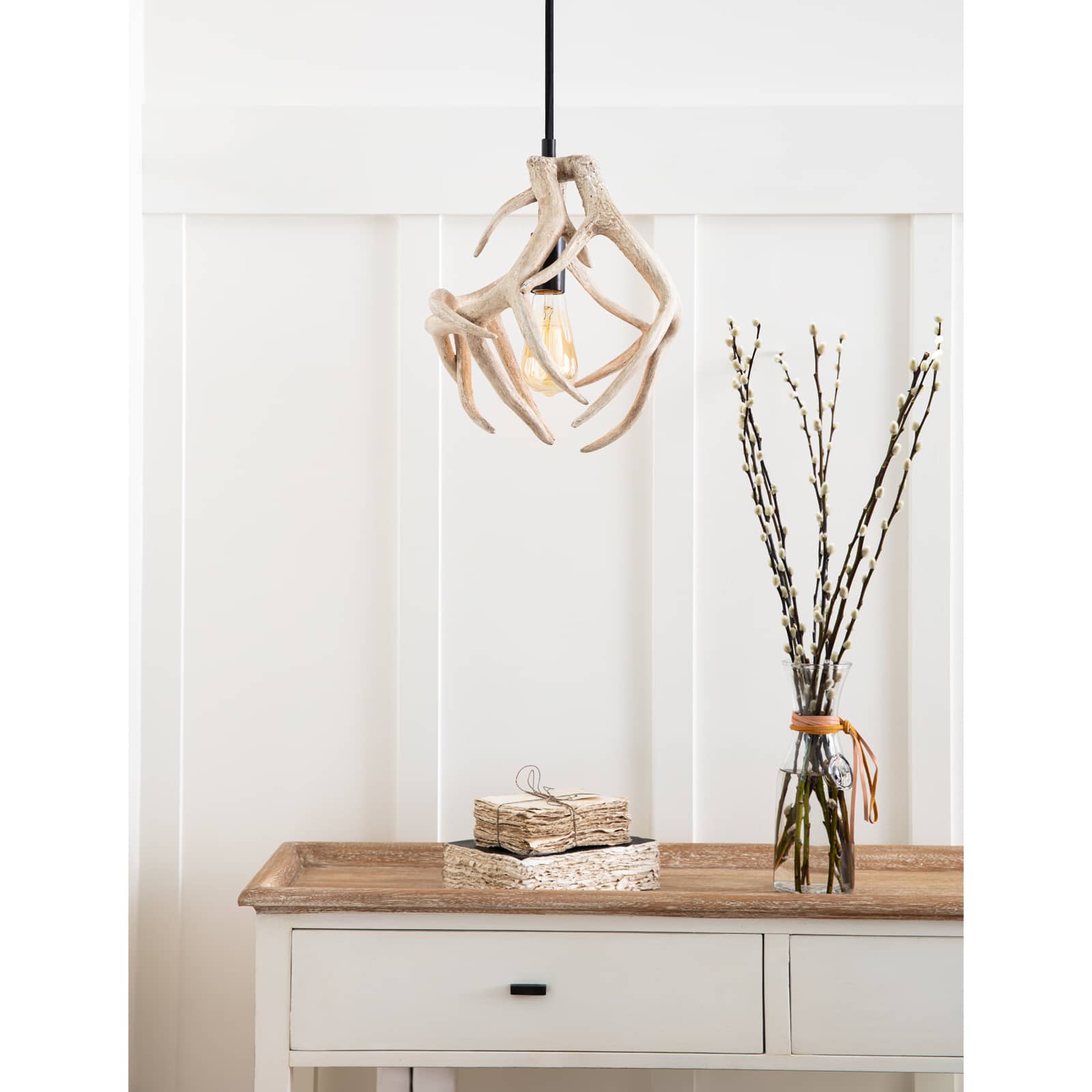 Waylon Antler Pendant | Regina Andrew Detroit
